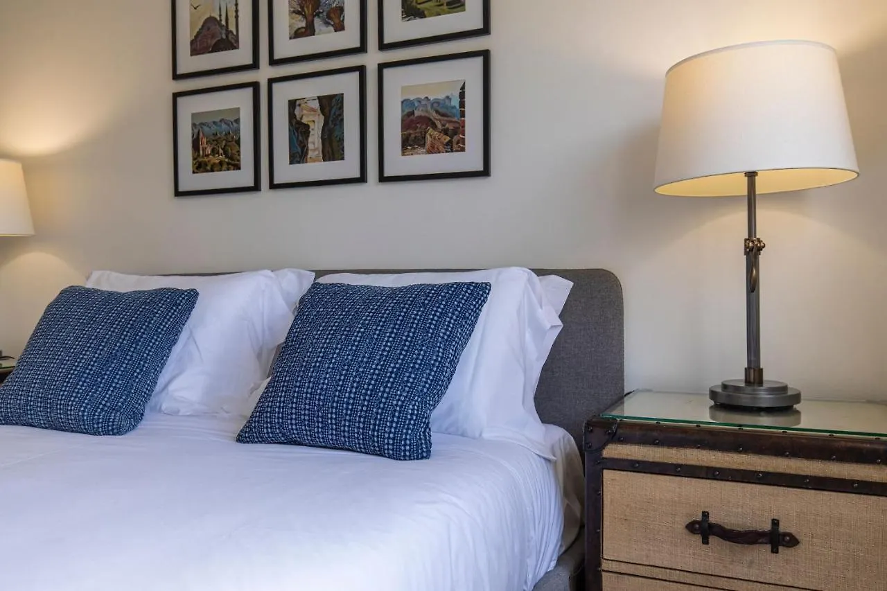 Glamorous Lisbon 2Bdr Apartment By Lovelystay Portugal