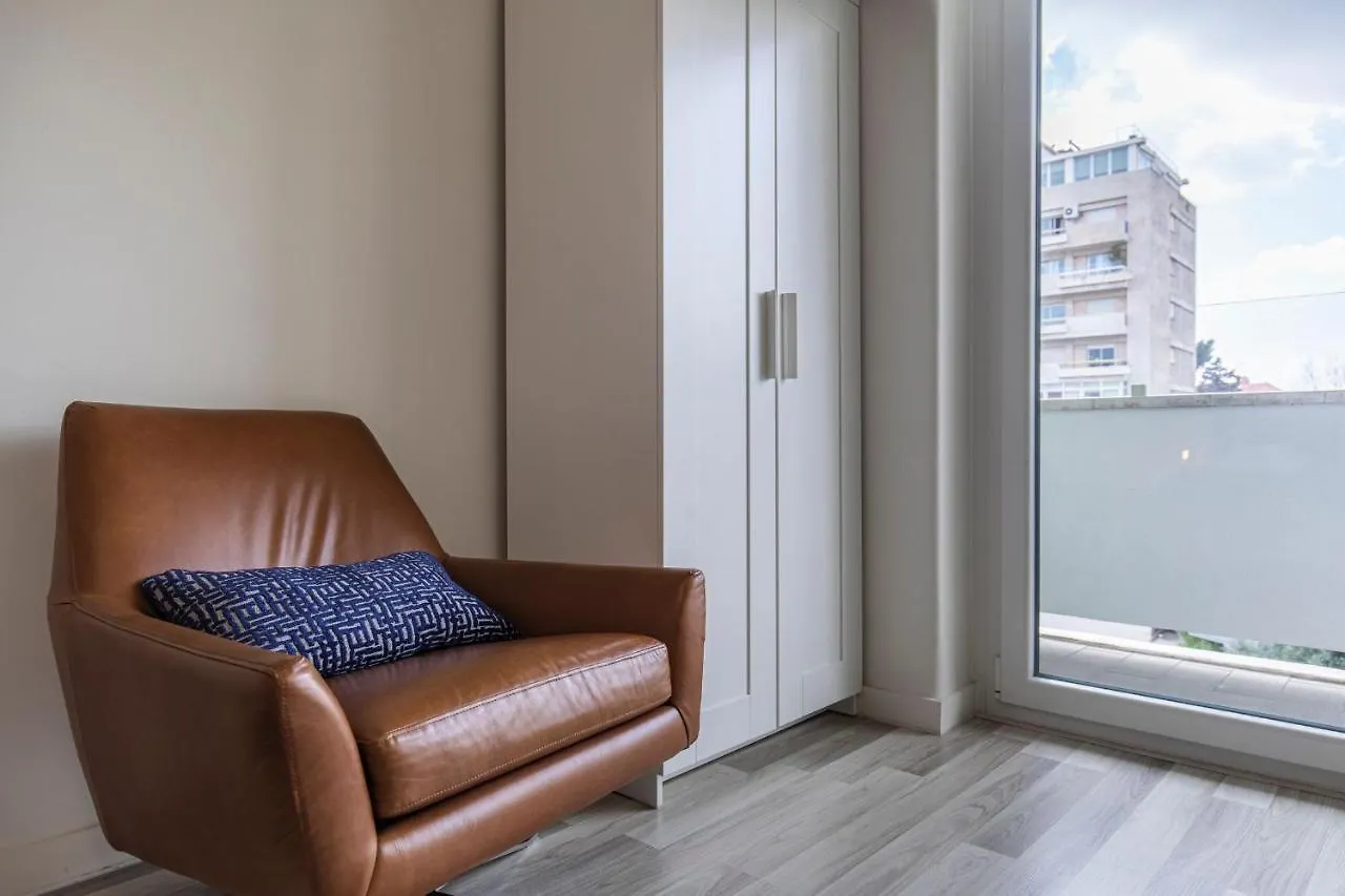 Glamorous Lisbon 2Bdr Apartment By Lovelystay Portugal