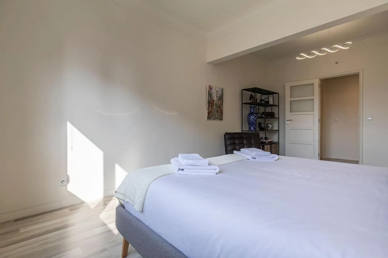 Glamorous Lisbon 2Bdr Apartment By Lovelystay